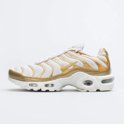 nike air max plus tn gold